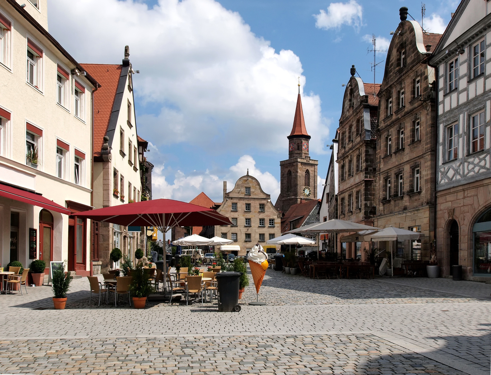 Grüner Markt; Privatdetektei Fürth, Wirtschaftsdetektiv Fürth, Detektivbüro Fürth